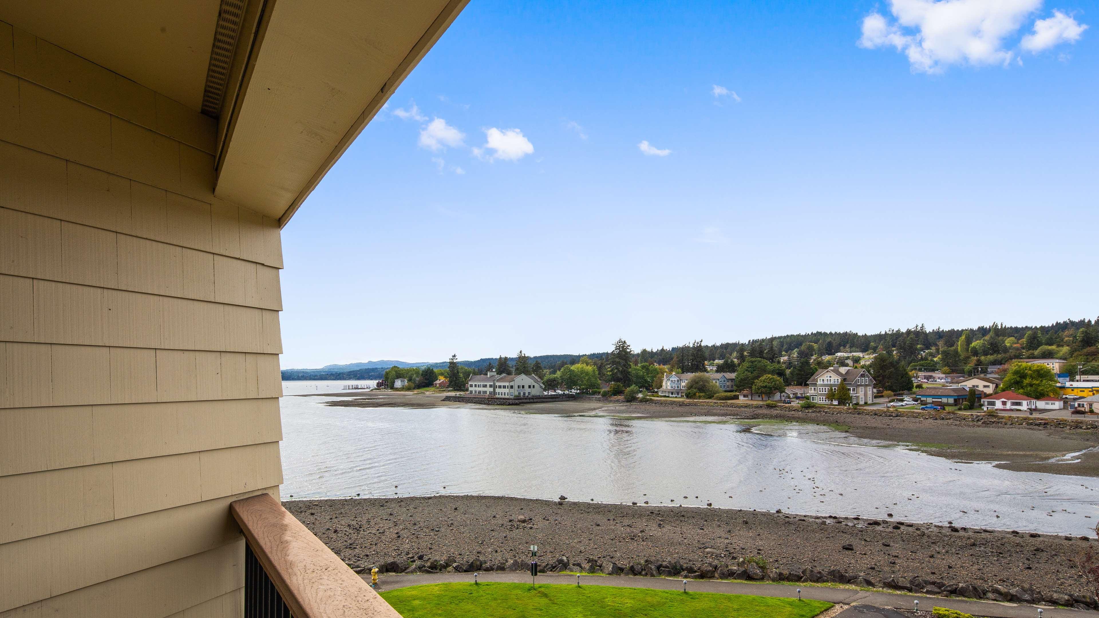 Best Western Plus Silverdale Beach Hotel Exterior foto